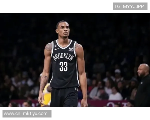 克拉克斯顿在篮网迎来第七个赛季成为球队现存队龄最长球员